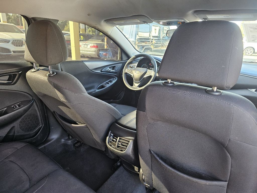 2019 Chevrolet Malibu Image 28