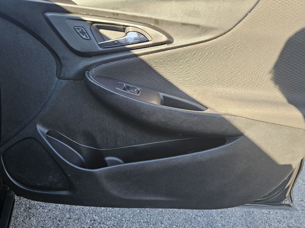 2019 Chevrolet Malibu Image 32