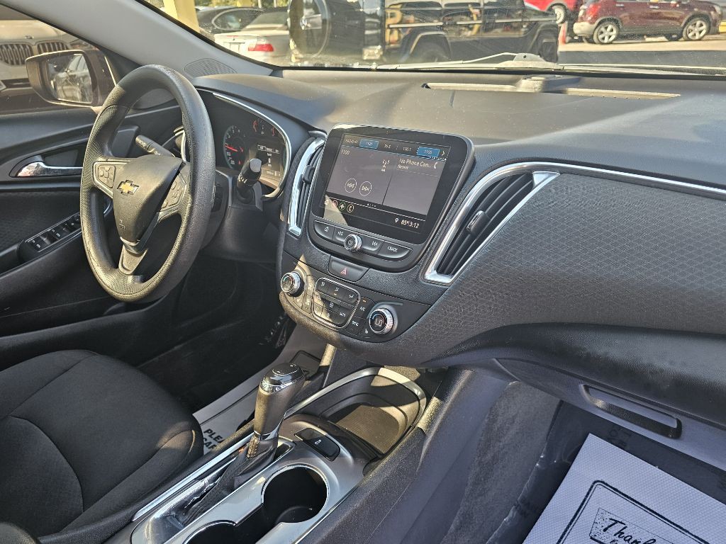 2019 Chevrolet Malibu Image 33