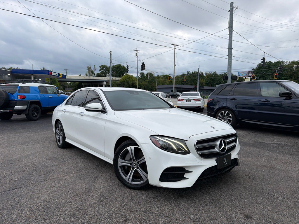 2017 Mercedes-Benz E-Class Image 2