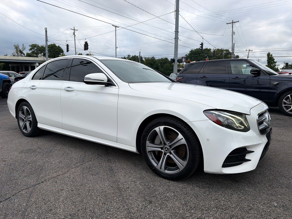 2017 Mercedes-Benz E-Class Image 18