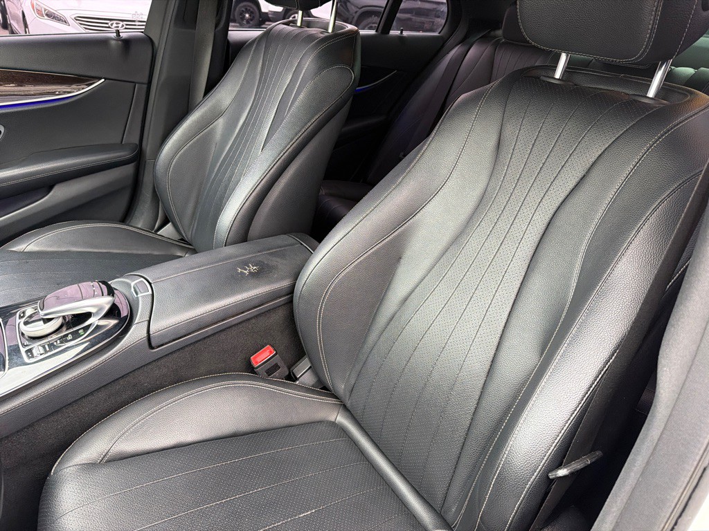2017 Mercedes-Benz E-Class Image 29