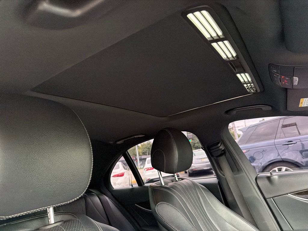 2017 Mercedes-Benz E-Class Image 43