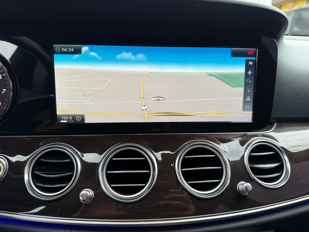 2017 Mercedes-Benz E-Class Image 48