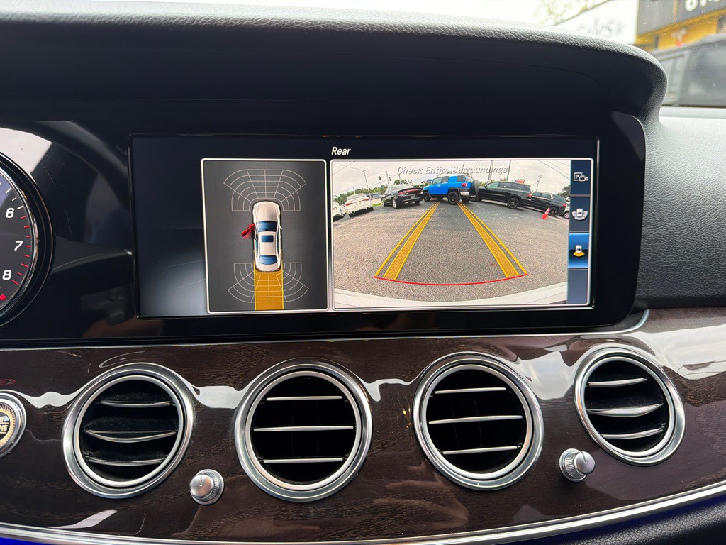 2017 Mercedes-Benz E-Class Image 52