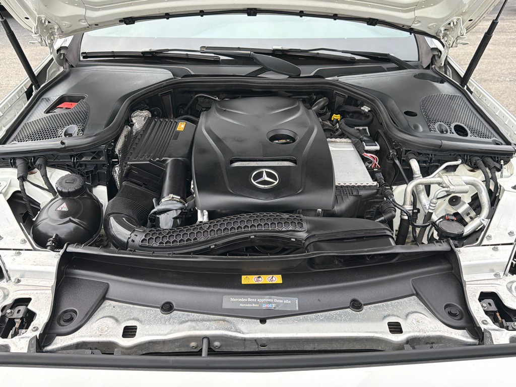 2017 Mercedes-Benz E-Class Image 57