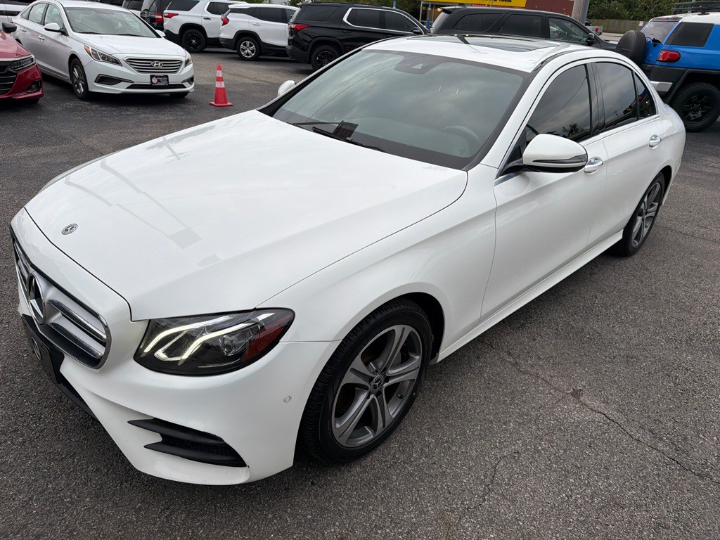 2017 Mercedes-Benz E-Class Image 60