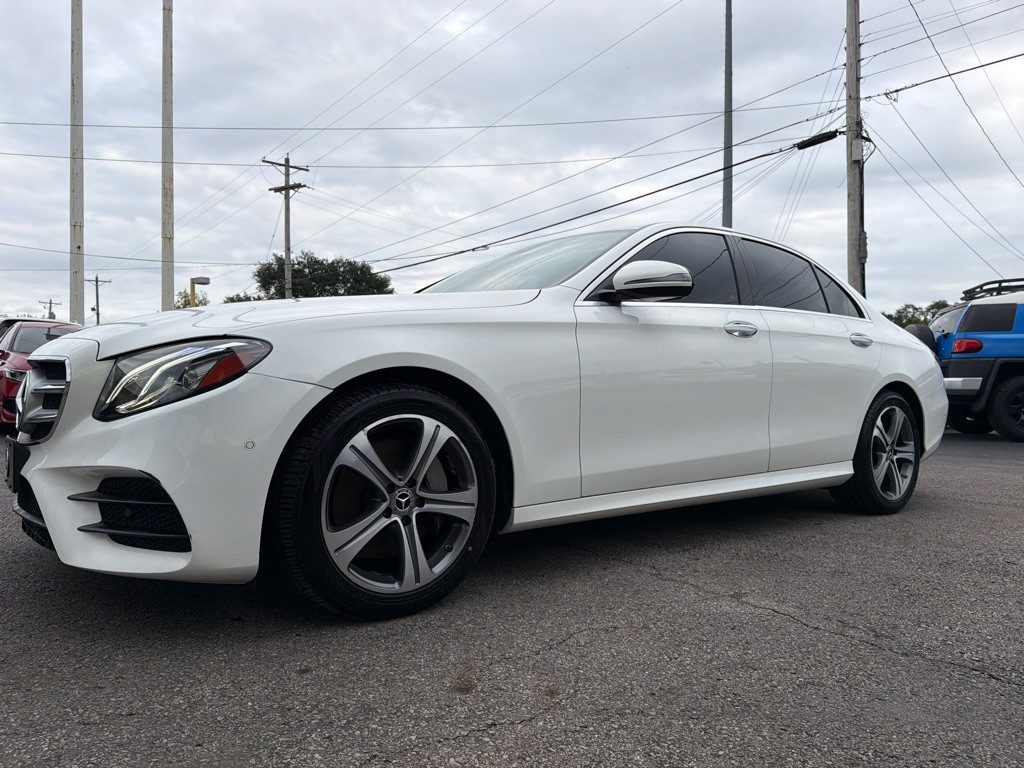 2017 Mercedes-Benz E-Class Image 61