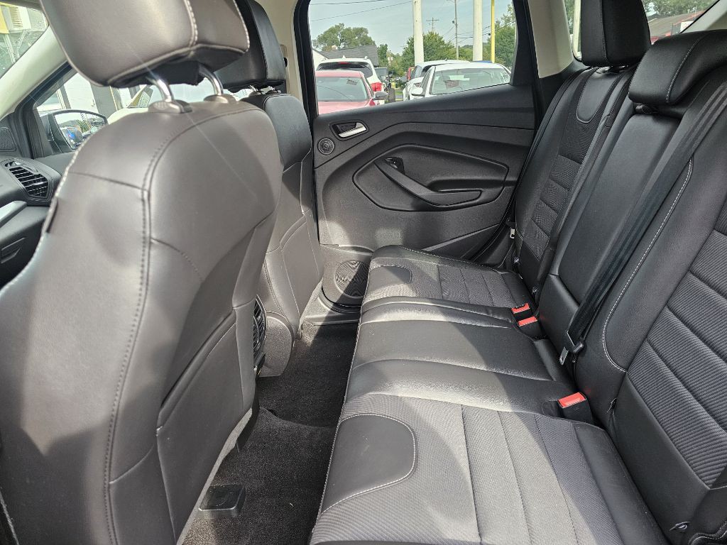 2016 Ford Escape Image 30