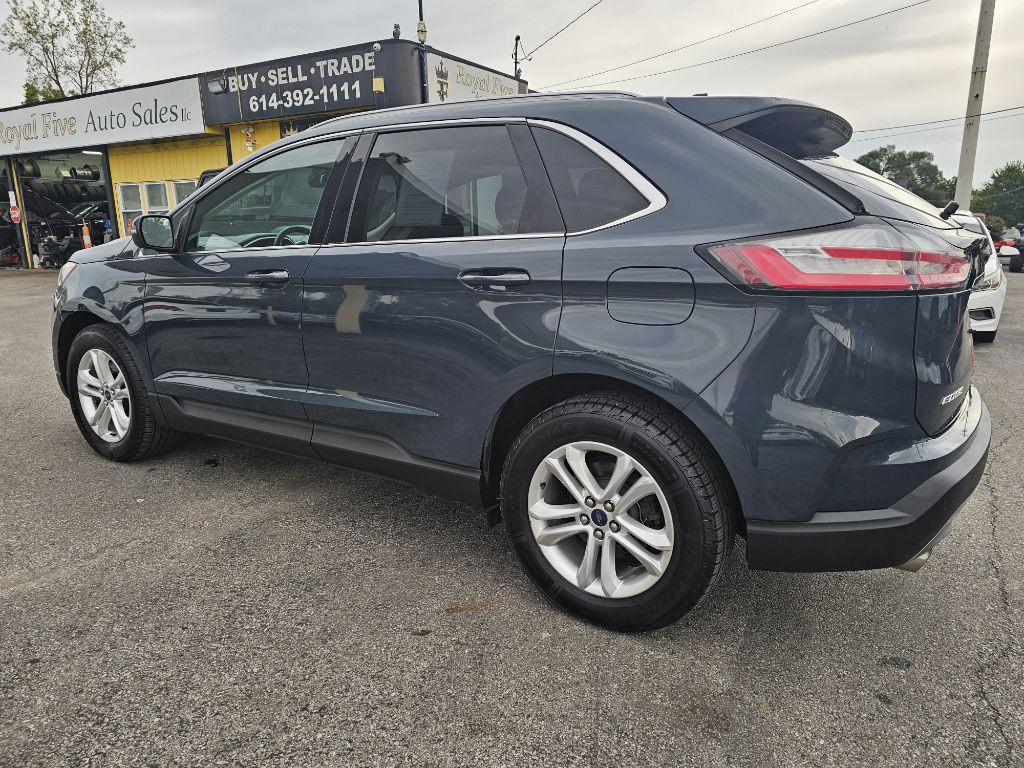 2019 Ford Edge Image 9