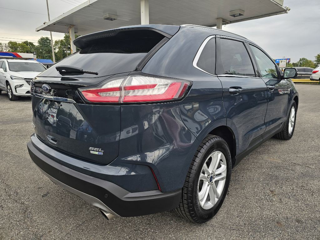 2019 Ford Edge Image 12