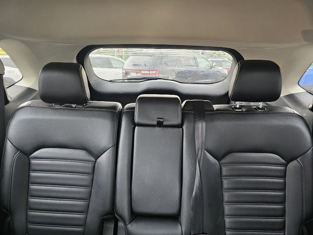2019 Ford Edge Image 20