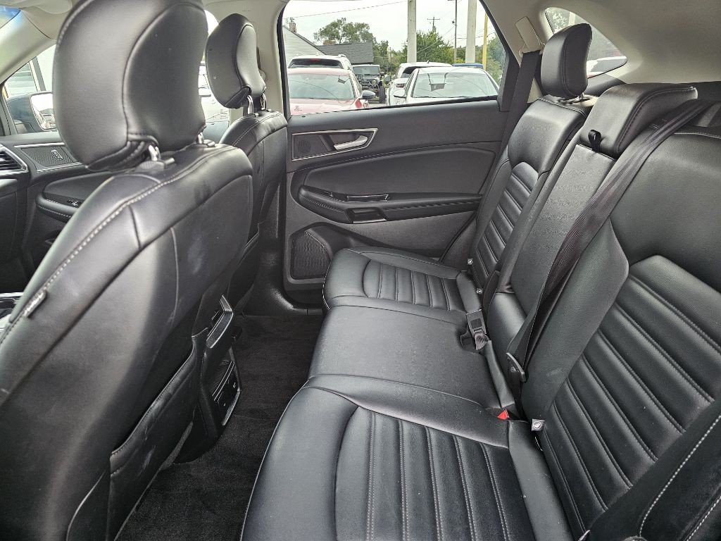 2019 Ford Edge Image 31