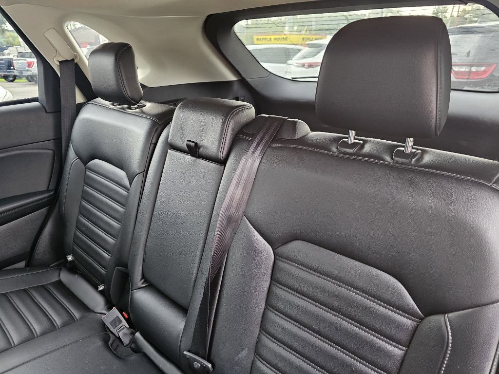 2019 Ford Edge Image 34