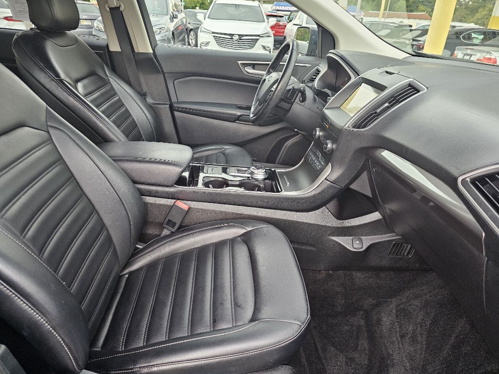 2019 Ford Edge Image 41