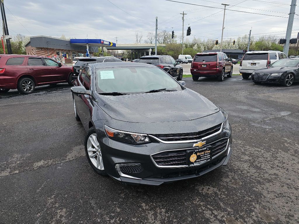 2016 Chevrolet Malibu Image 1