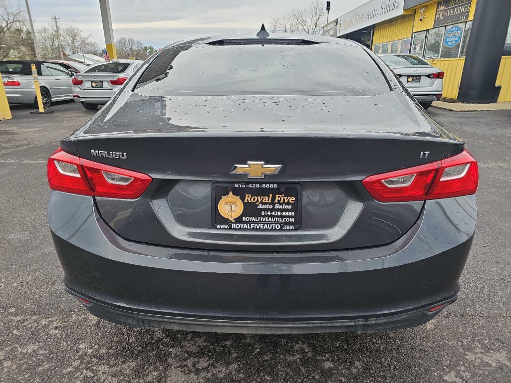 2016 Chevrolet Malibu Image 14