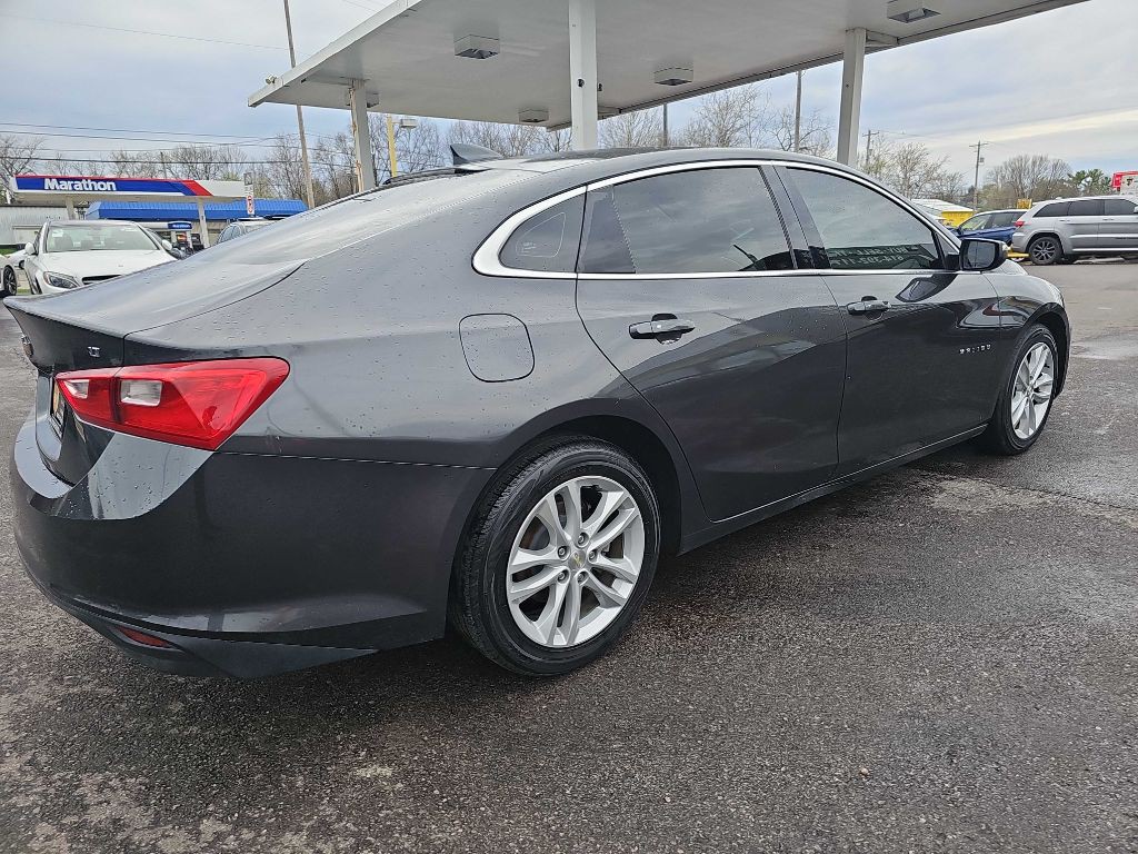 2016 Chevrolet Malibu Image 16