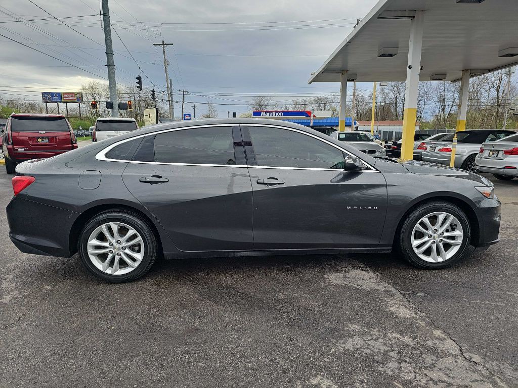 2016 Chevrolet Malibu Image 18