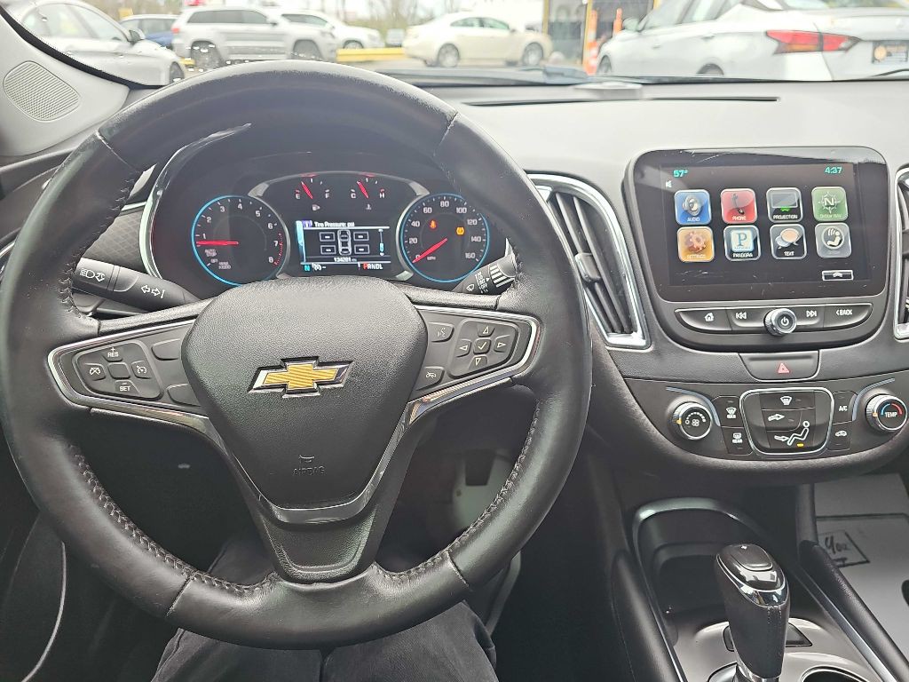 2016 Chevrolet Malibu Image 35