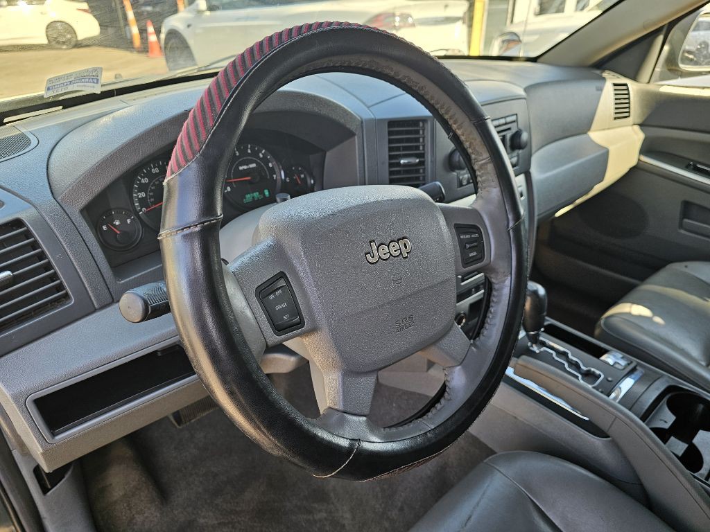 2006 Jeep Grand Cherokee Image 10