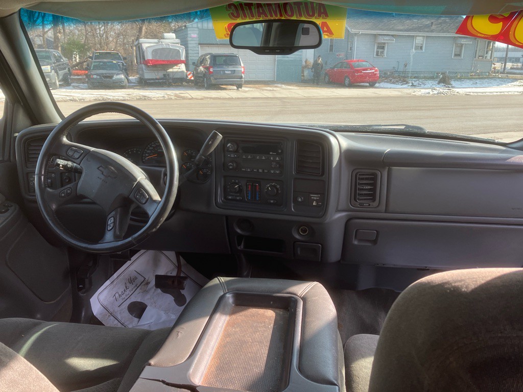 2003 Chevrolet Silverado 1500 Image 8