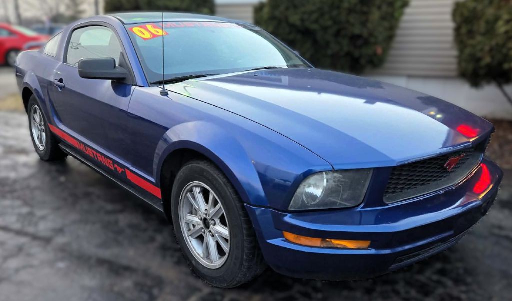 2006 Ford Mustang Image 1