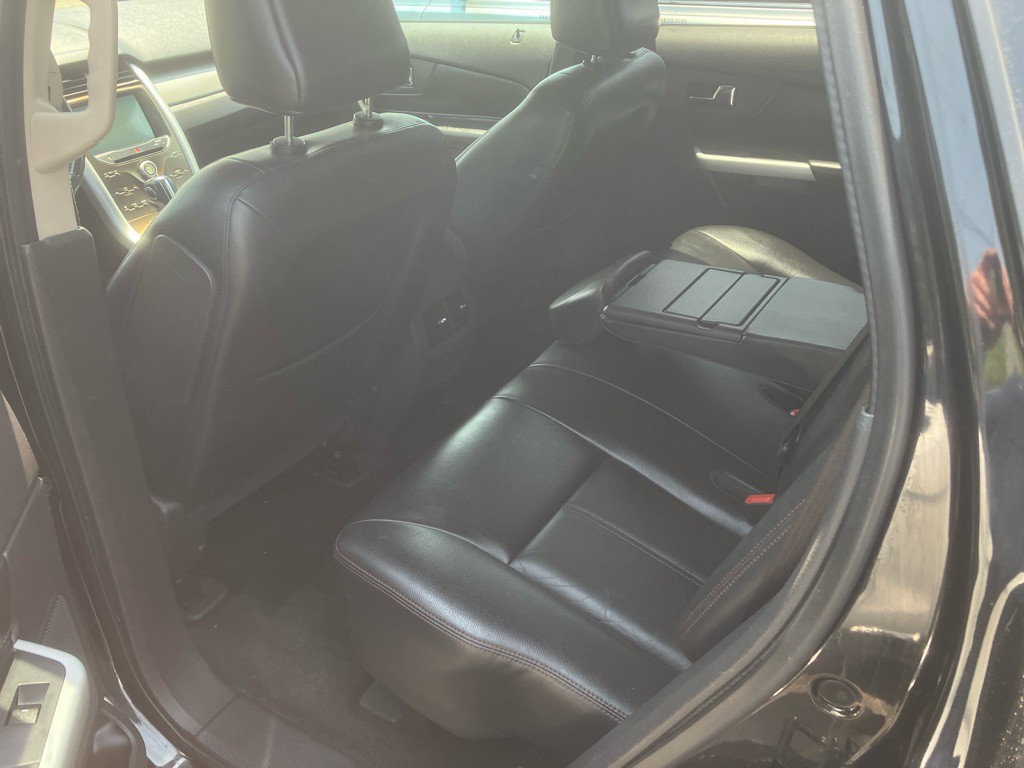 2011 Ford Edge Image 6