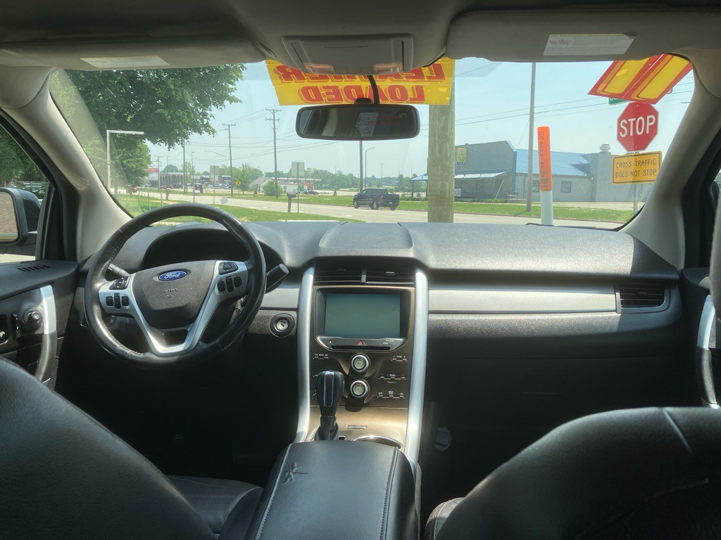 2011 Ford Edge Image 10