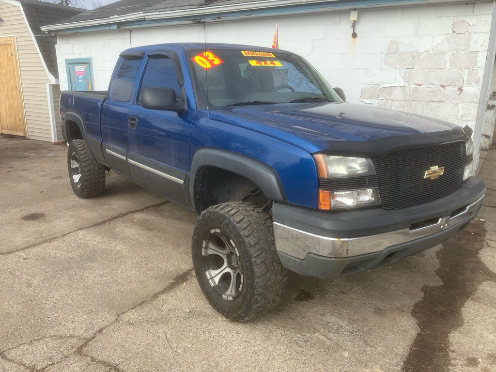 2003 Chevrolet Silverado 1500 Image 1