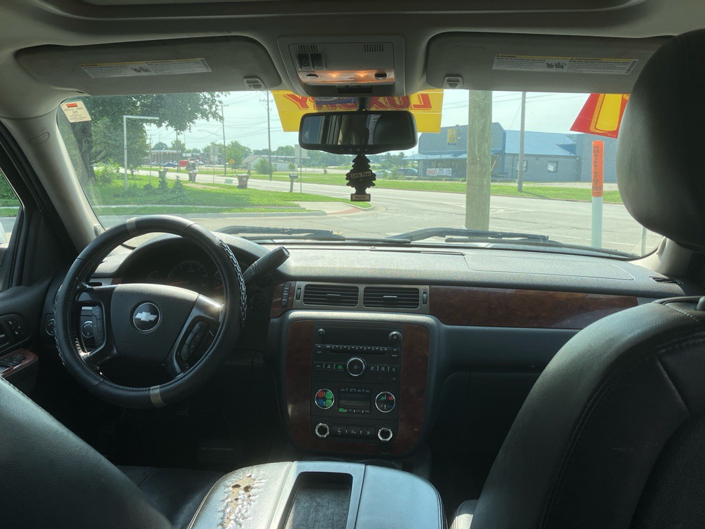 2010 Chevrolet Silverado 1500 Image 9