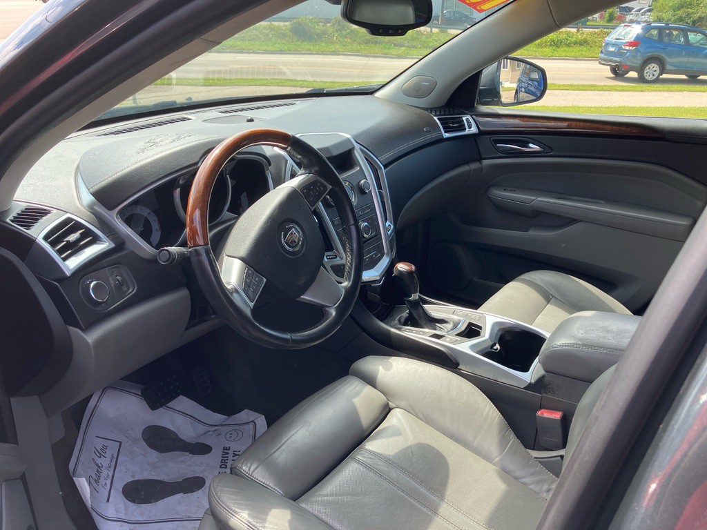 2010 Cadillac SRX Image 5