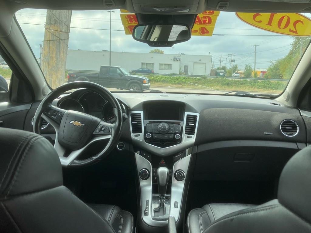 2013 Chevrolet Cruze Image 9