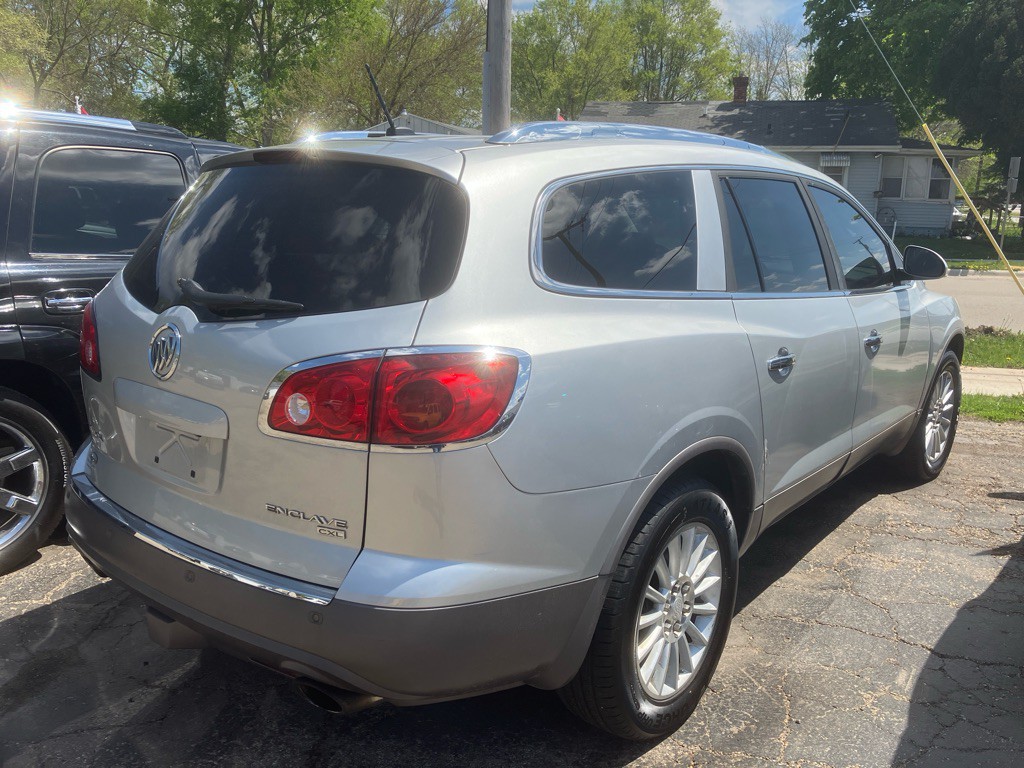 2010 Buick Enclave Image 3