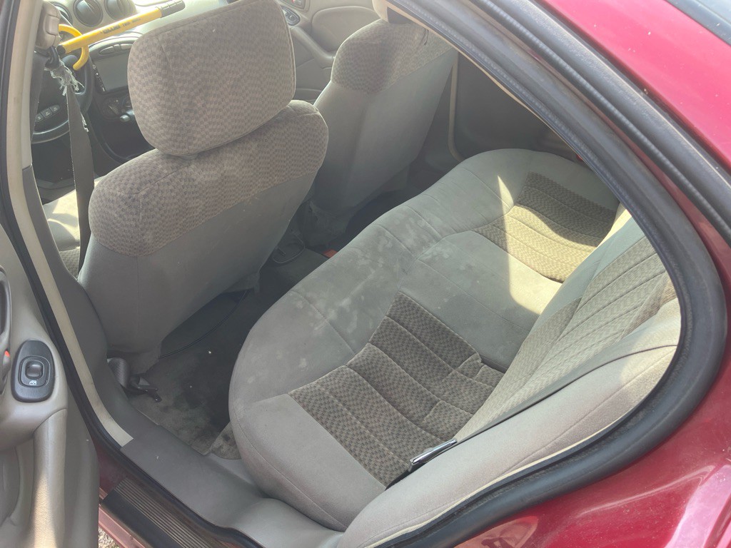 2005 Pontiac Grand Am Image 6