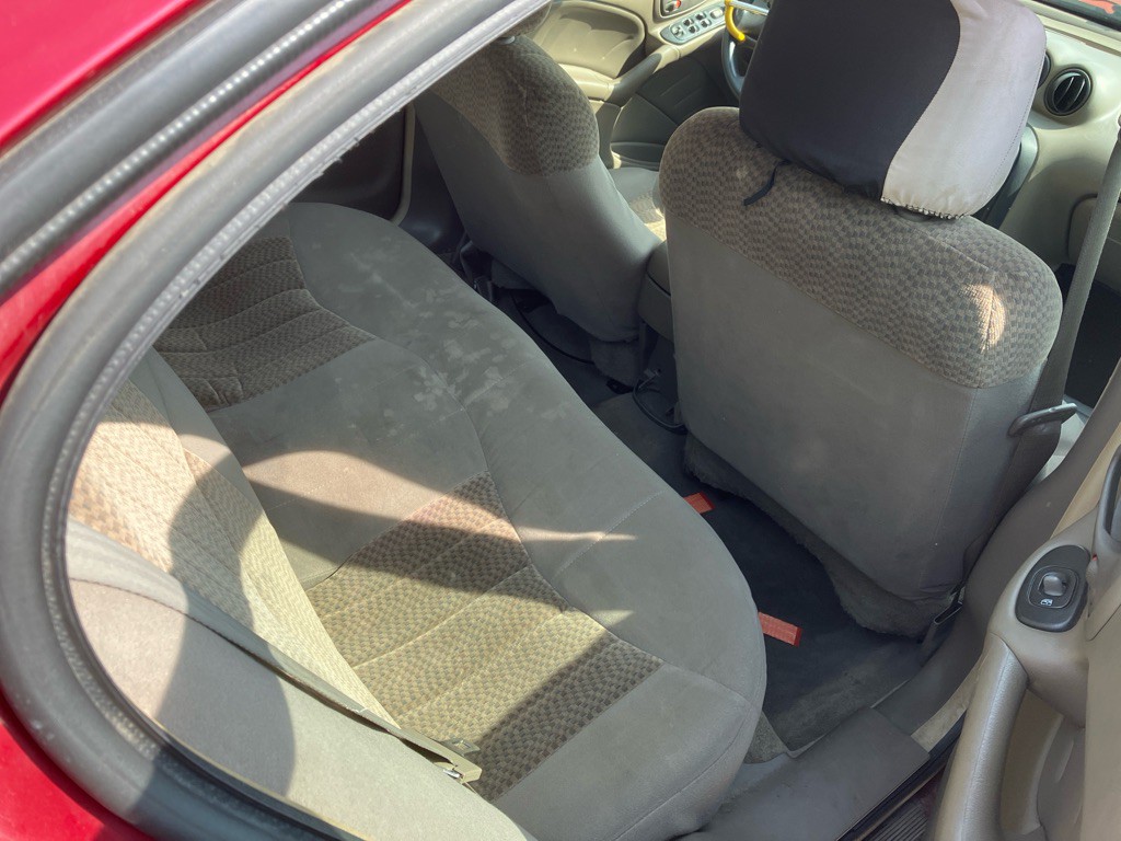 2005 Pontiac Grand Am Image 7