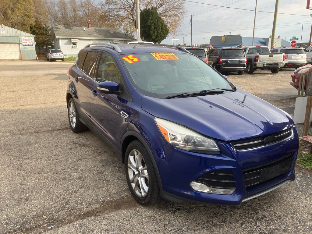2015 Ford Escape Image 2