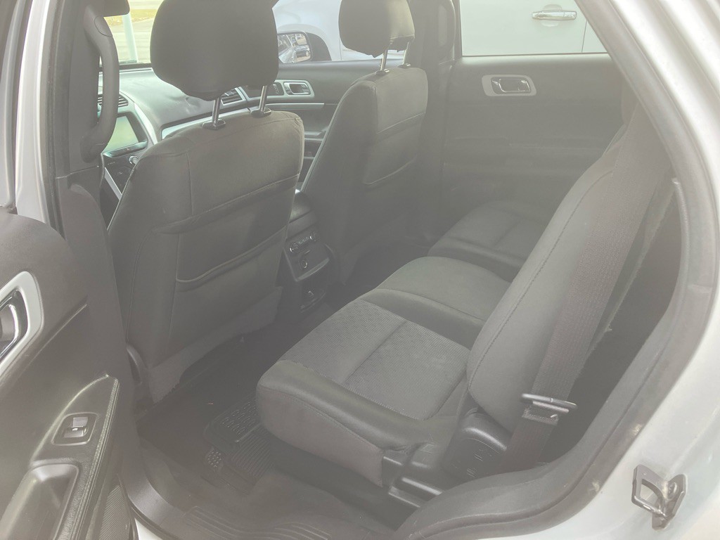 2015 Ford Explorer Image 6