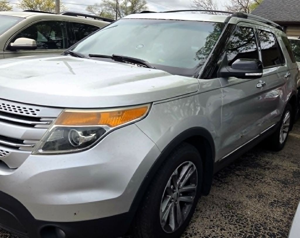 2015 Ford Explorer Image 16