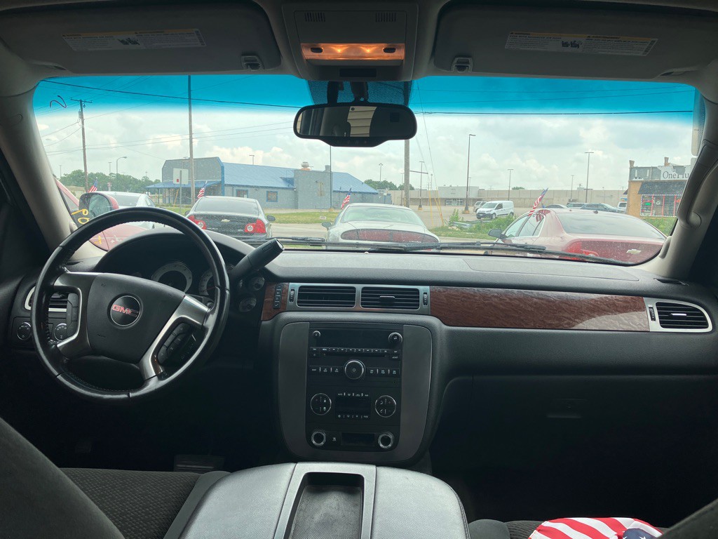 2007 GMC Yukon Image 6