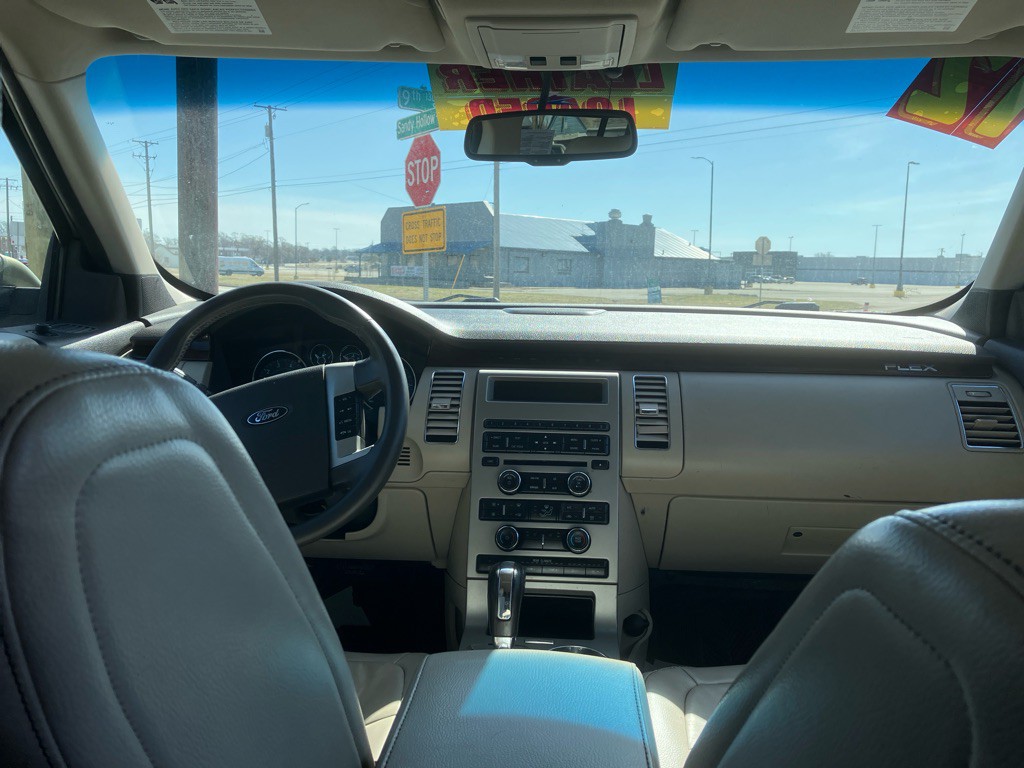 2012 Ford Flex Image 11