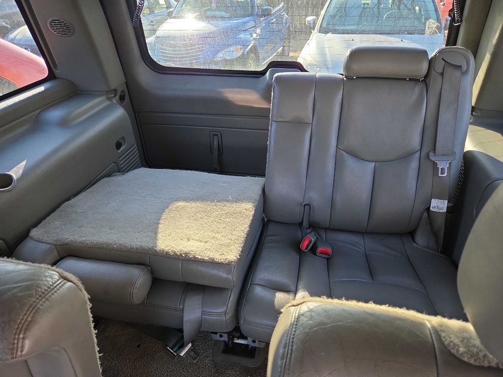 2003 GMC Yukon Image 7