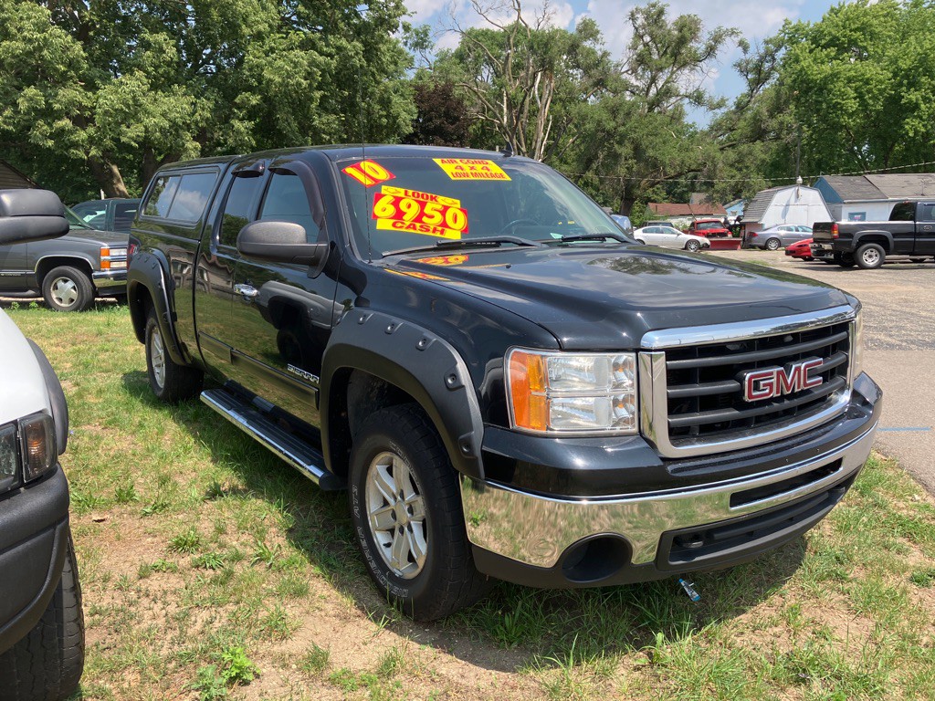 2010 GMC Sierra Image 1