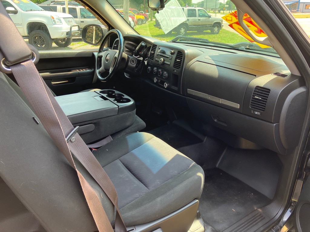 2010 GMC Sierra Image 9