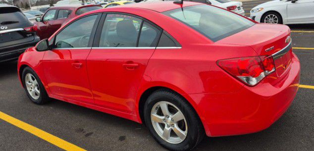 2014 Chevrolet Cruze Image 4