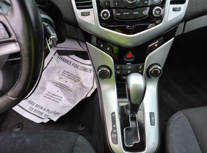 2014 Chevrolet Cruze Image 10