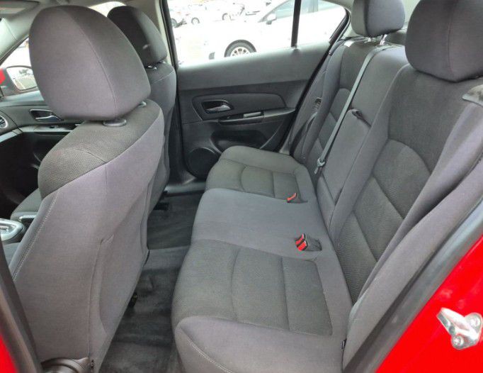 2014 Chevrolet Cruze Image 12