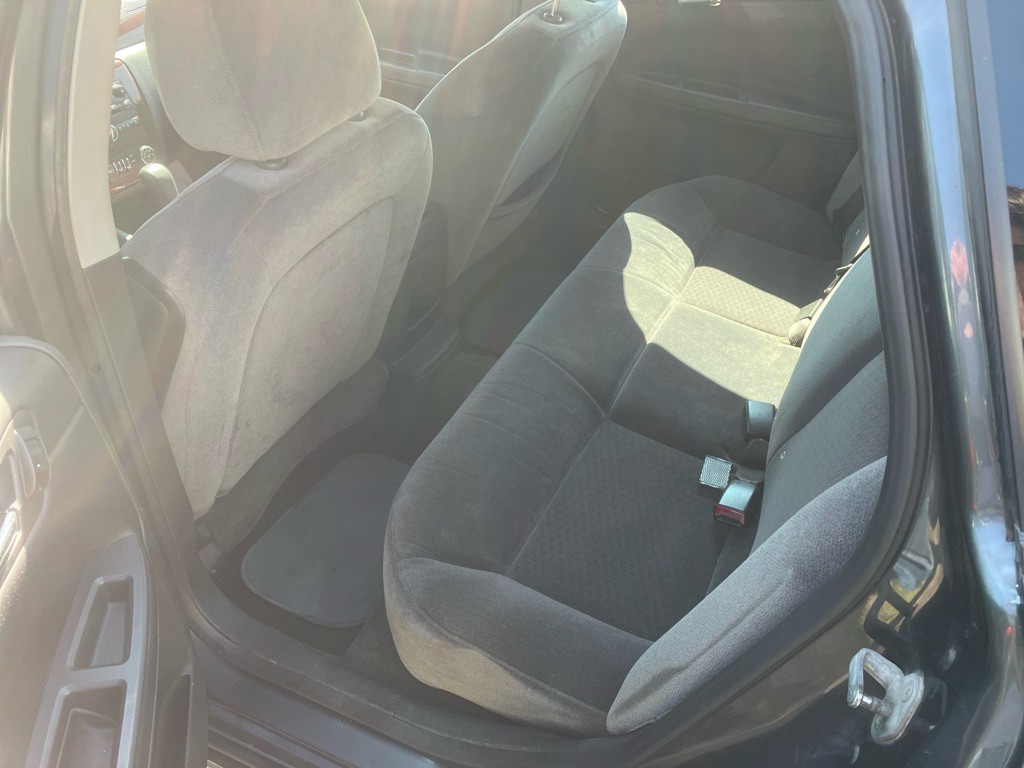 2011 Chevrolet Impala Image 6