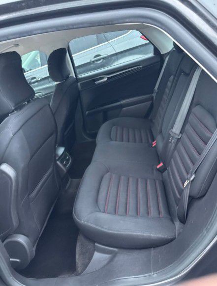 2016 Ford Fusion Image 7