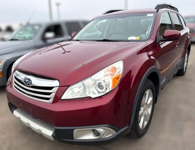 2011 Subaru Outback Image 1